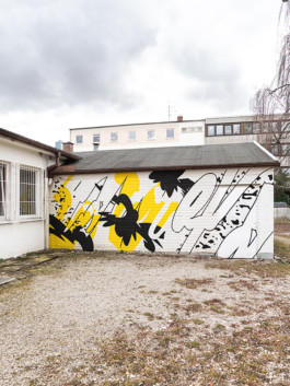 mikado Mural by Miriam Ganser