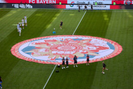 Mittelkreisbanner Season 25-26 design Miriam Ganser